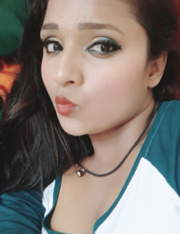 Sexy girl in Hebbal Bangalore