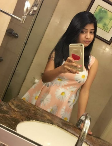 Sexy Indian Housewife escorts in Jayanagar